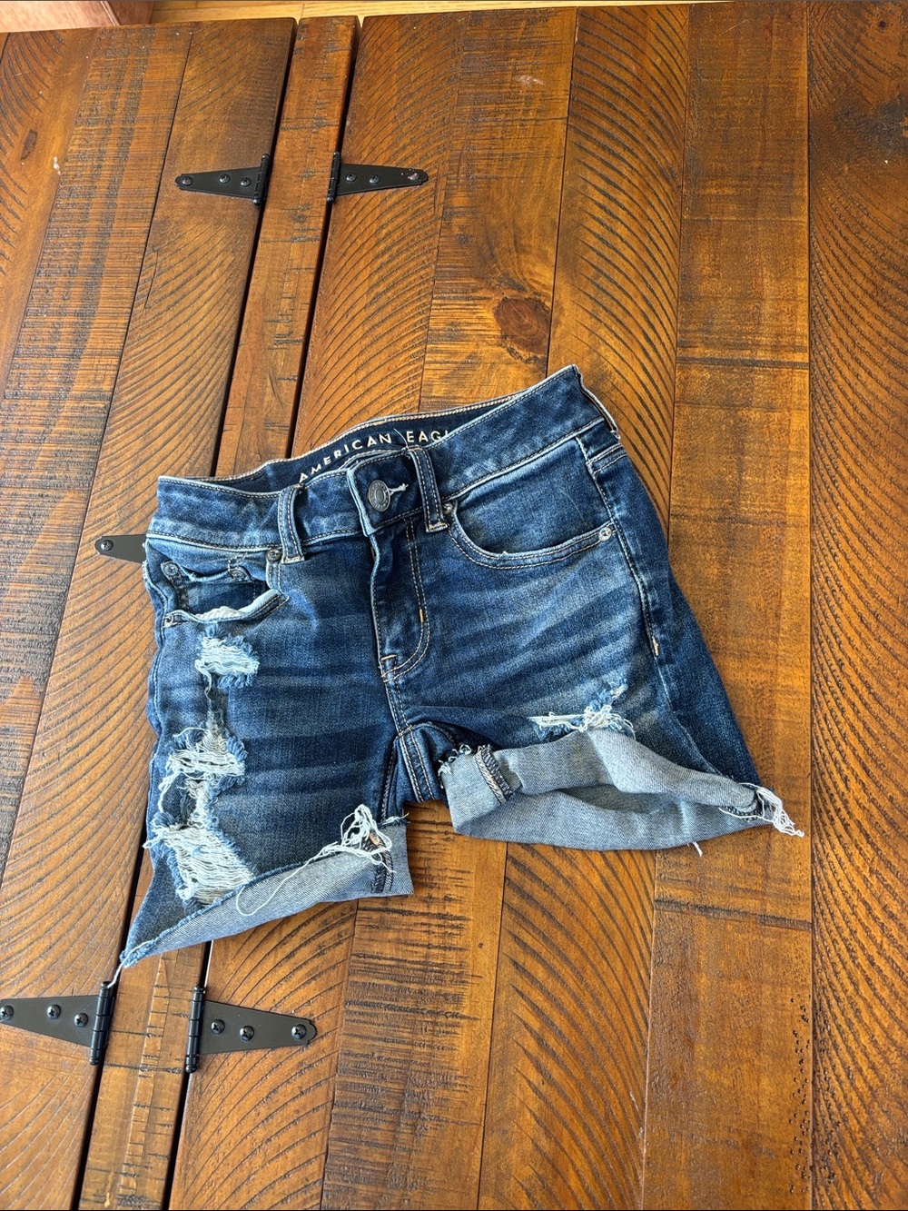 American Eagle Next Level Stretch Distressed Denim Shorts 00